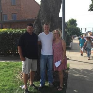 Meet your Posher, Ethan